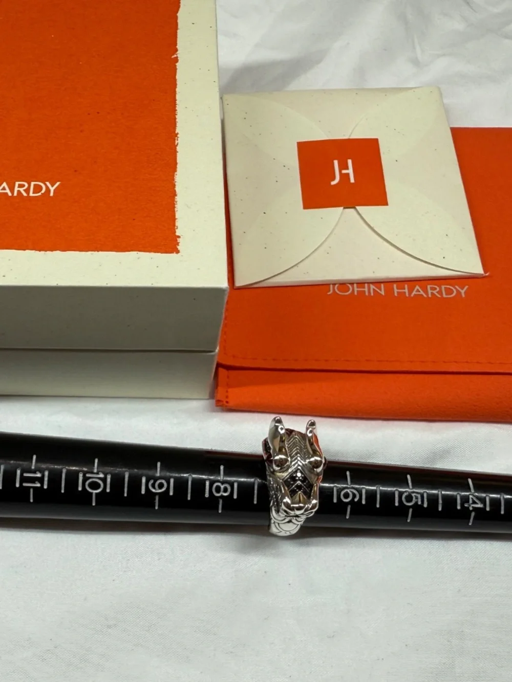 Authentic John Hardy Dragon ring size 7 sterling silver